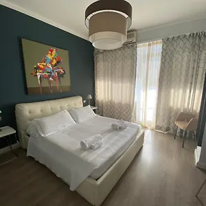 Corso Italia 2*, Milán Italia