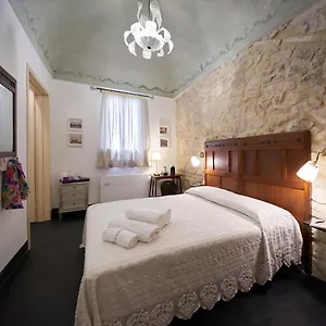 casa-mokarda.sicilyhotelsitaly.net/