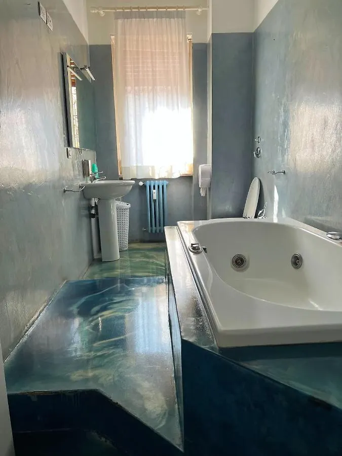 Appartme Guest House Seveso 40 Milan Bed & Breakfast