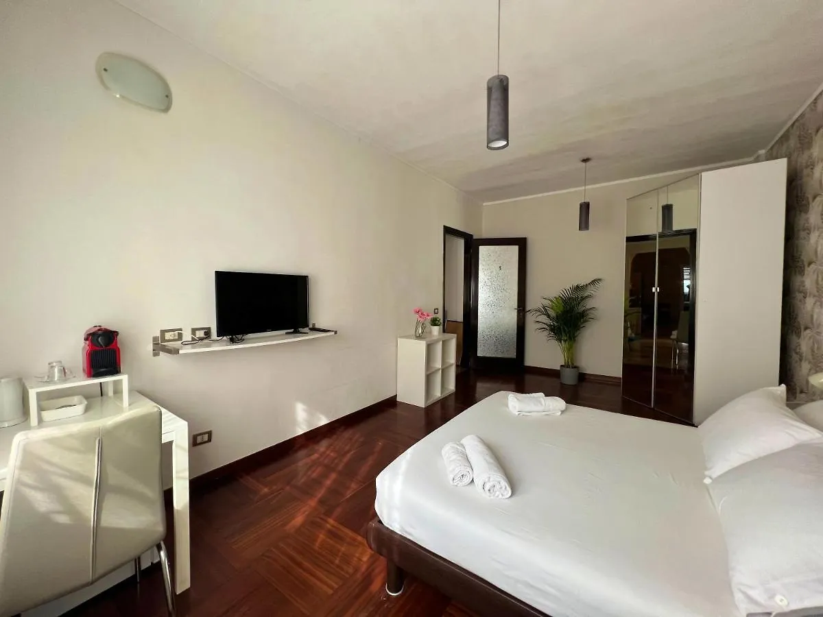 Bed & Breakfast Appartme Guest House Seveso 40 Milan